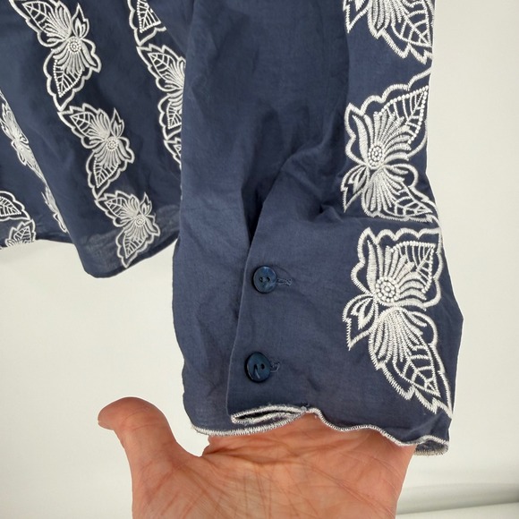 Sundance Navy Butterfly Embroidered Button Front Cotton Blouse Size 12 - Picture 3 of 8